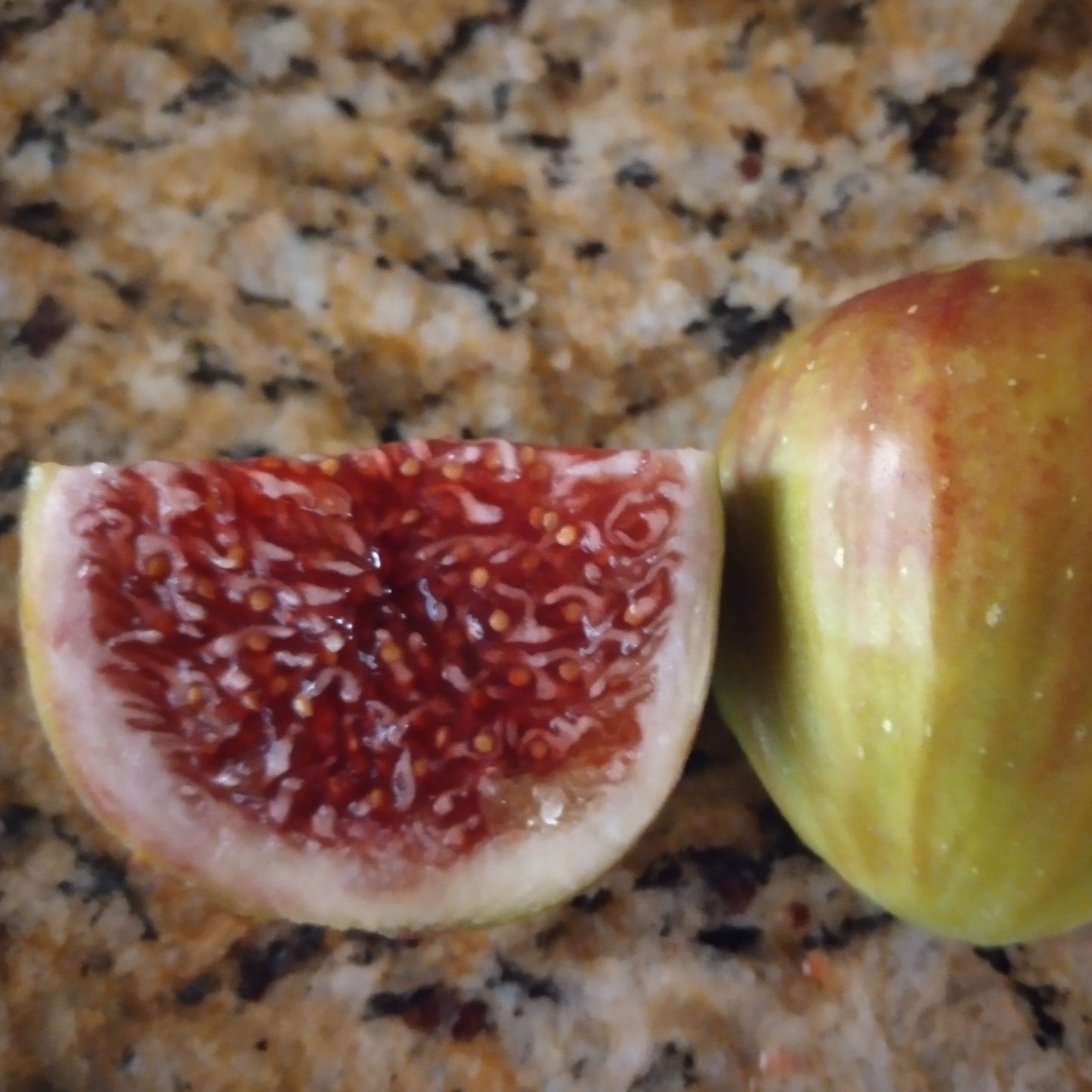 Lunxi Fig slice